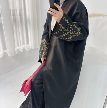 Zahra Embroidered Kimono