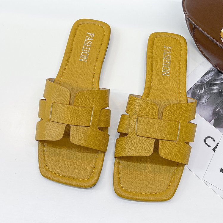 Elaya Slide Sandals