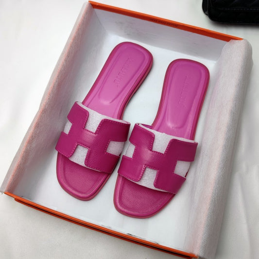 Elaya Slide Sandals